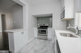 2443 S Clarion St in Philadelphia, PA - Building Photo - Building Photo
