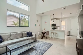 2932 E 13th St in Austin, TX - Foto de edificio - Building Photo