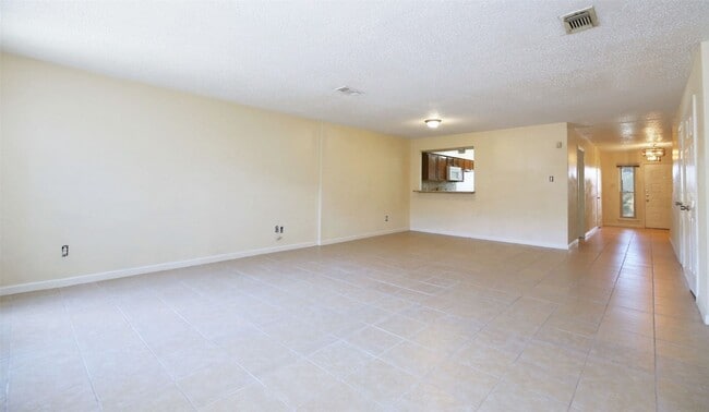 property at 2115 E Weldon Dr