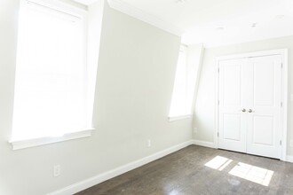 36 Monmouth St, Unit 3 in Boston, MA - Building Photo - Building Photo