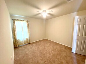 2712 Samson Dr in Lorena, TX - Building Photo - Building Photo