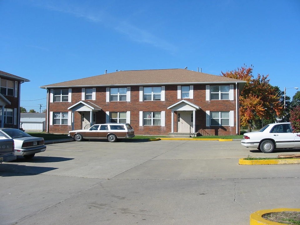 Norris City Apartments in Norris City, IL - Building Photo