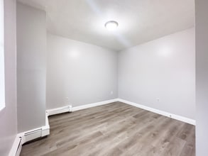 572 Essex St in Lawrence, MA - Building Photo - Building Photo