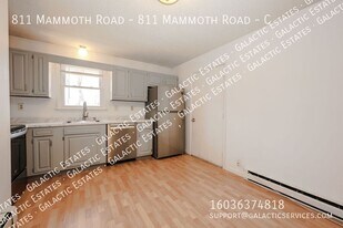 811 Mammoth Rd in Manchester, NH - Building Photo