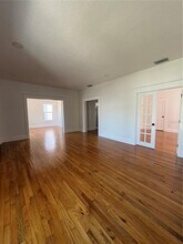 3610 W San Juan St in Tampa, FL - Building Photo - Building Photo