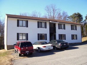 114 Taft St in Mayodan, NC - Foto de edificio - Building Photo