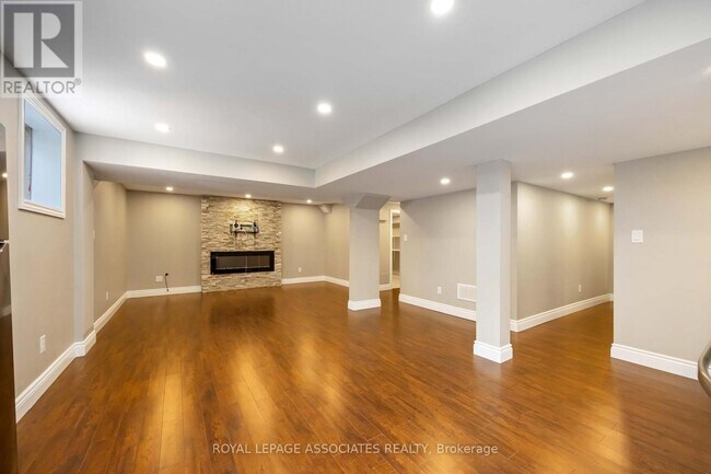 property at 61 Estrella Cres