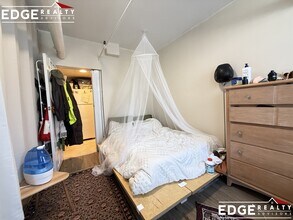 160 Strathmore Rd, Unit 1A in Boston, MA - Building Photo - Building Photo