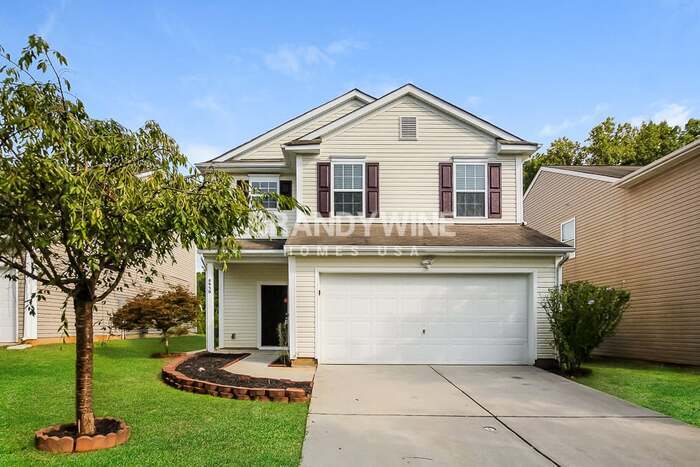 8950 Chalkstone Rd in Charlotte, NC - Foto de edificio