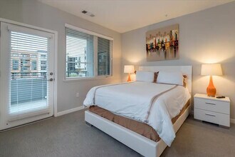 3639 Haven Ave in Menlo Park, CA - Foto de edificio - Building Photo