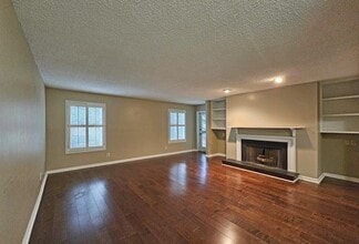 597 Emory Oaks Way in Decatur, GA - Building Photo - Building Photo