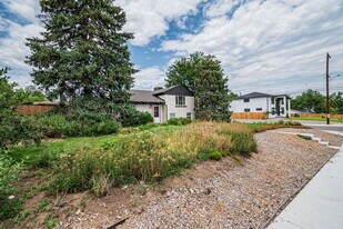 201 S Meade St in Denver, CO - Building Photo