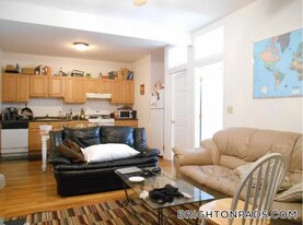 23 Cummings Rd, Unit 3 in Boston, MA - Building Photo