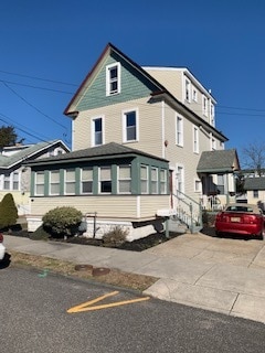 29 Delaware Ave in Somers Point, NJ - Building Photo