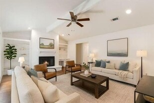 314 N Wood Dr in McKinney, TX - Building Photo