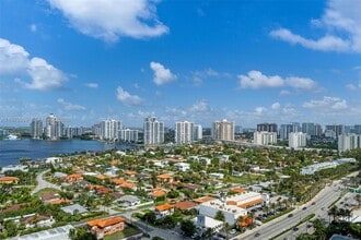 18501 Collins Ave in Sunny Isles Beach, FL - Building Photo - Building Photo