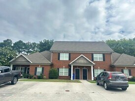1695 Stonebriar Dr NE in Cleveland, TN - Building Photo