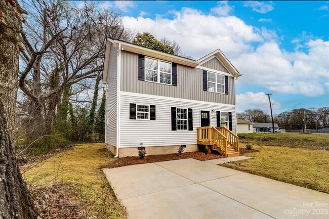 609 Suttle St in Shelby, NC - Building Photo - Building Photo