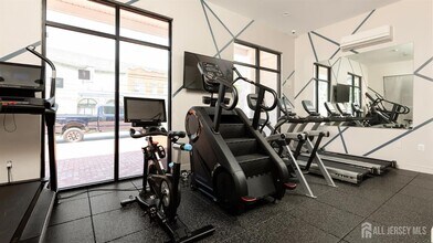 42 John F. Kennedy Blvd in Bayonne, NJ - Building Photo - Building Photo