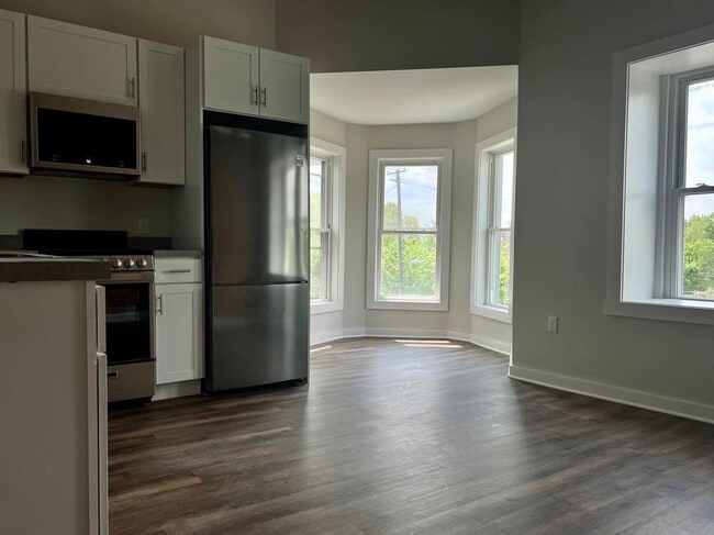 2005 N 2nd St, Unit 3