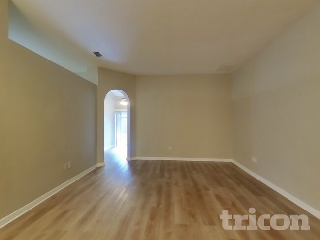 4401 Reynolds Ridge Ct in Plant City, FL - Foto de edificio - Building Photo