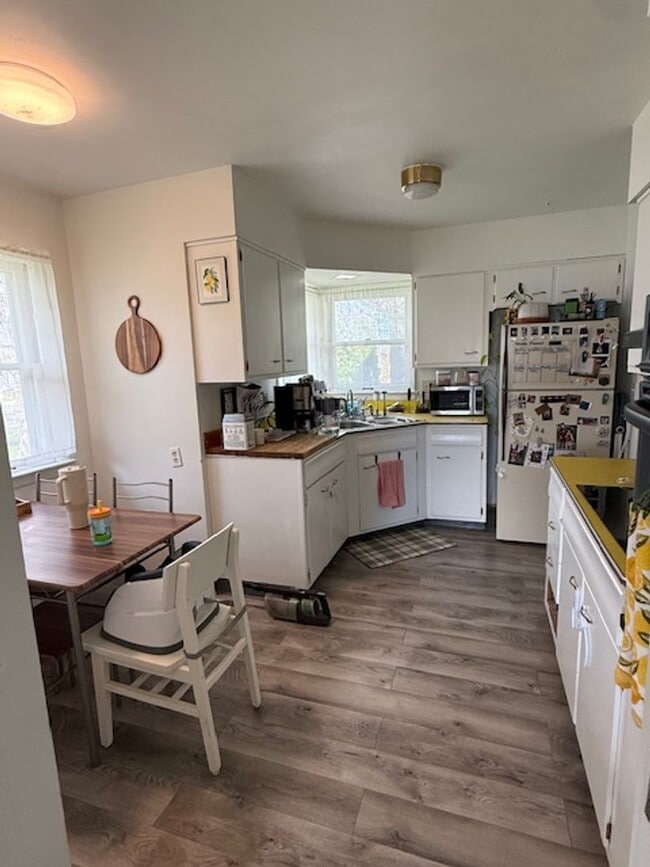 property at 946 Avenue E