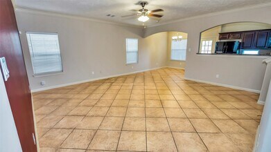 1724 Don Alejandro in Houston, TX - Building Photo - Building Photo