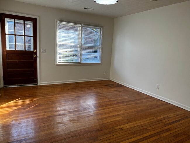 131 Freedom Dr in Clemson, SC - Building Photo - Building Photo