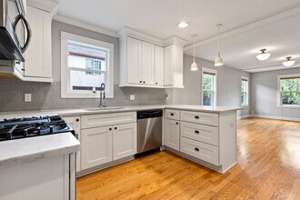 4908 NE 9th Ave in Portland, OR - Building Photo - Building Photo