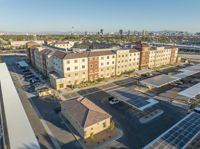 Decatur Commons Senior Apartments in Las Vegas, NV - Building Photo - Building Photo