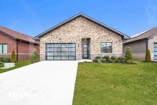 109 Clubhouse Bay in Hendersonville, TN - Building Photo