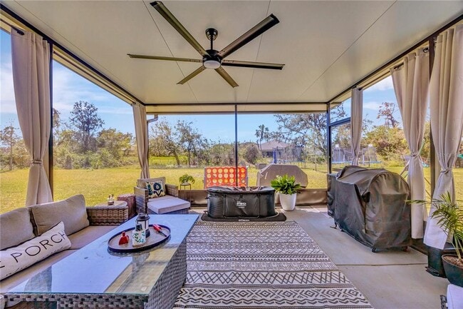 5532 Summer Sunset Dr in Apollo Beach, FL - Building Photo - Building Photo