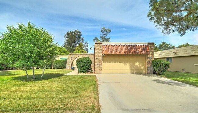 property at 15801 N Cameo Dr