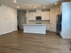 304 Orson Oaks Ln in Pineville, NC - Building Photo - Building Photo