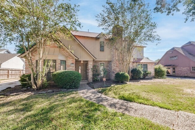 18318 Ella Blvd in Spring, TX - Building Photo - Building Photo