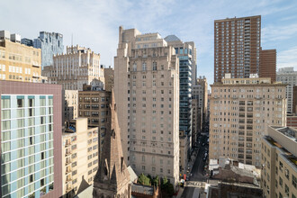 The Lanesborough Condominium in Philadelphia, PA - Building Photo - Building Photo