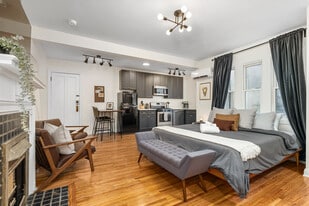 2034-2040 N High St in Columbus, OH - Building Photo