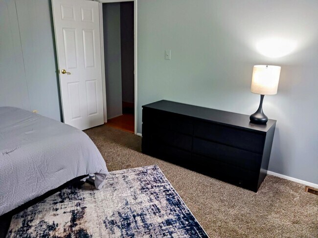 2167 Briarwood Dr in Waldorf, MD - Building Photo - Building Photo