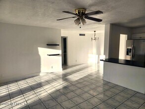 517 Dotterel Rd in Delray Beach, FL - Building Photo - Building Photo