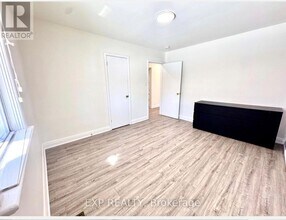 119 Earlton Rd in Toronto, ON - Building Photo - Building Photo