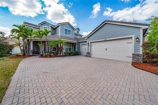 7508 Lake Albert Dr in Windermere, FL - Building Photo