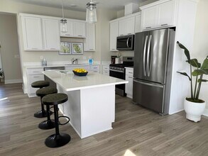 2254 Watertown Wy in Grand Rapids, MI - Building Photo - Building Photo