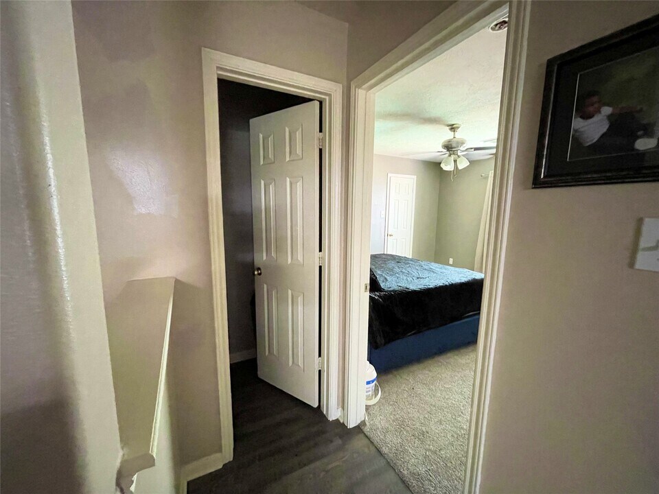 2411 Fox River Ln in Spring, TX - Building Photo