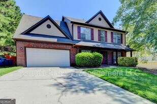 2402 Merrion Park Ct in Dacula, GA - Building Photo