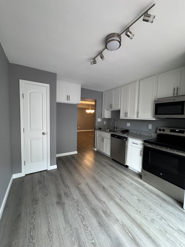 property at 10341 Forest Brook Ln