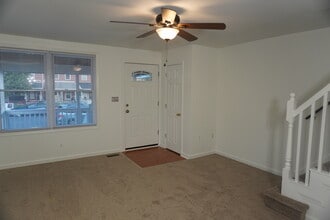 1900 Ewald Ave in Dundalk, MD - Building Photo - Building Photo