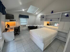 79 Harvey St, Unit 3T in Cambridge, MA - Building Photo - Building Photo
