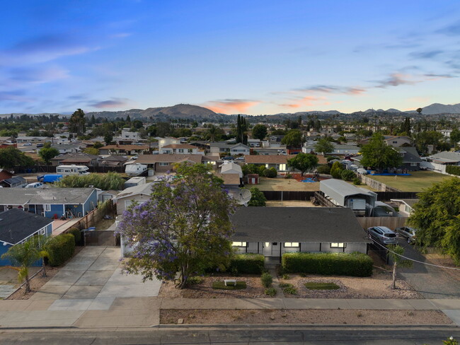 1284 Andover Rd in El Cajon, CA - Building Photo - Building Photo