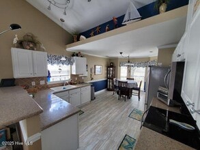 3345 Stone Bend Dr in Winterville, NC - Foto de edificio - Building Photo
