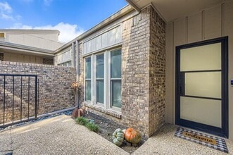 12364 Montego Plaza in Dallas, TX - Building Photo - Building Photo